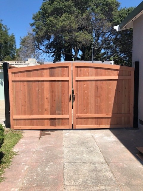 Cirinos Fencing and Landscaping Image